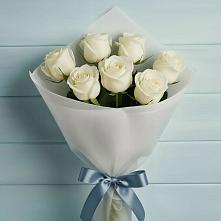 Букет 7 Белых роз Эдлесс Лав в Дорохово