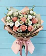 Букет цветов из:  Розы, Альстромерии и Лизиантусы в Дорохово