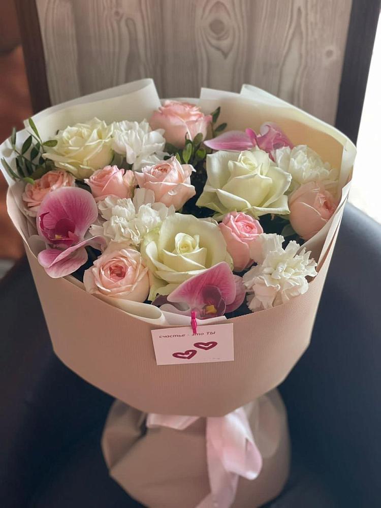 Букет цветов из: Орхидеи, Розы и Гвоздики в Дорохово