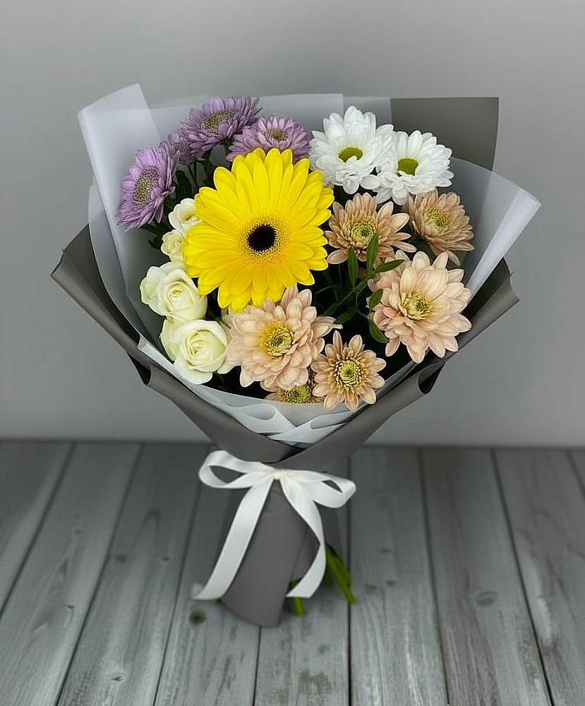 Букет цветов из: Розы, Герберы и Хризантемы в Дорохово
