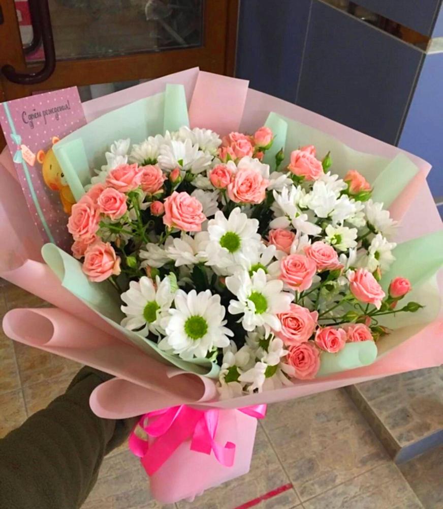 Букет цветов из: Розы и Хризантемы в Дорохово