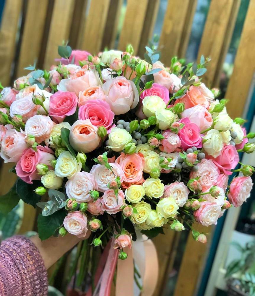 Букет цветов из: Розы в Дорохово