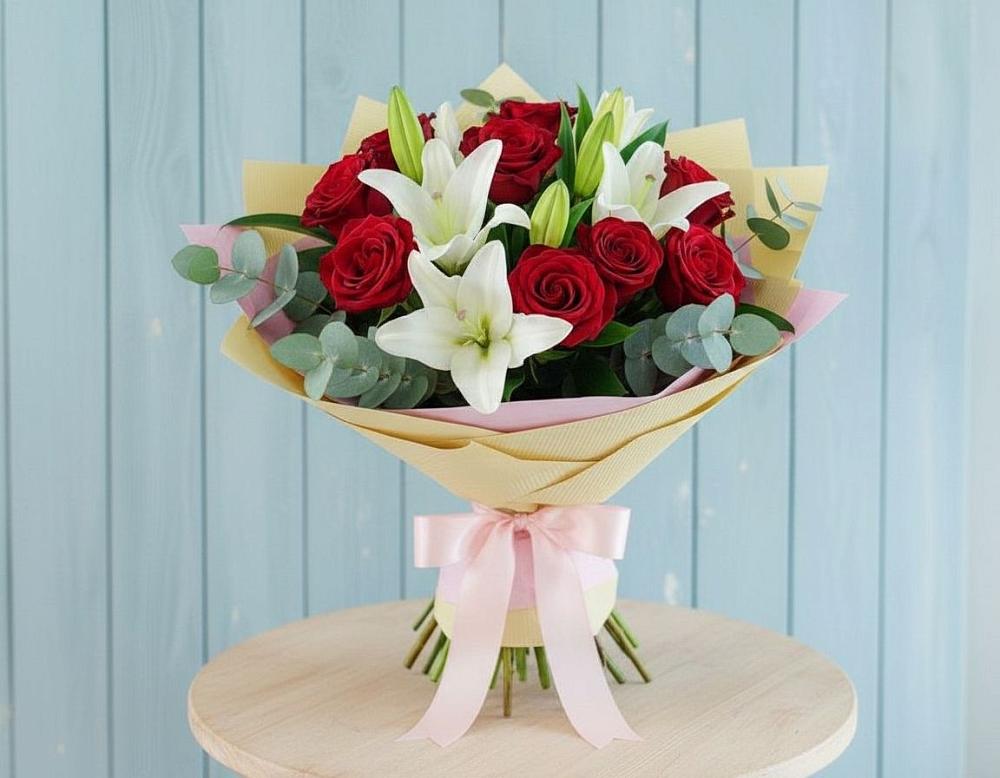 Букет цветов из: Лилии и Розы в Дорохово